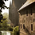 ホテル Der Valk Kasteel Terworm 4*