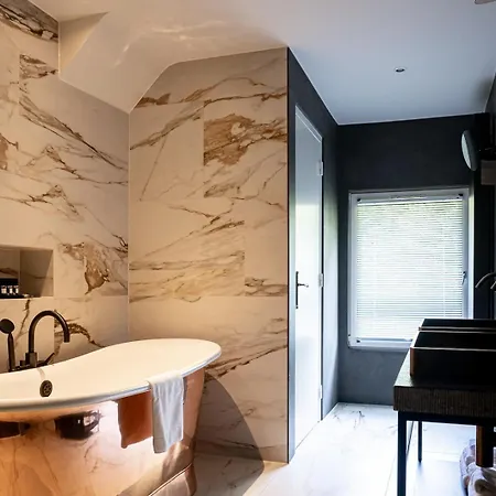 Szálloda Der Valk Kasteel Terworm Heerlen