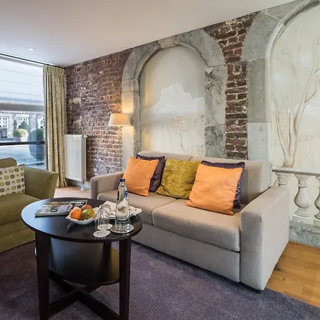 Hotel Kasteel Terworm 4*