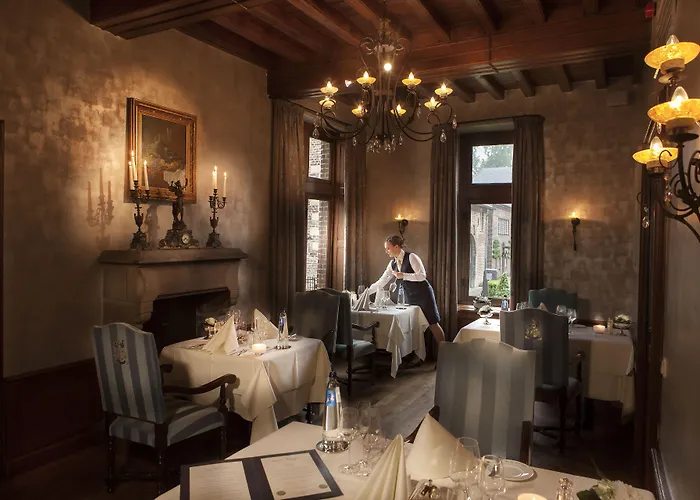 Отель Der Valk Kasteel Terworm Херлен